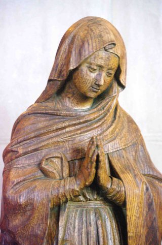WOODEN MADONNA